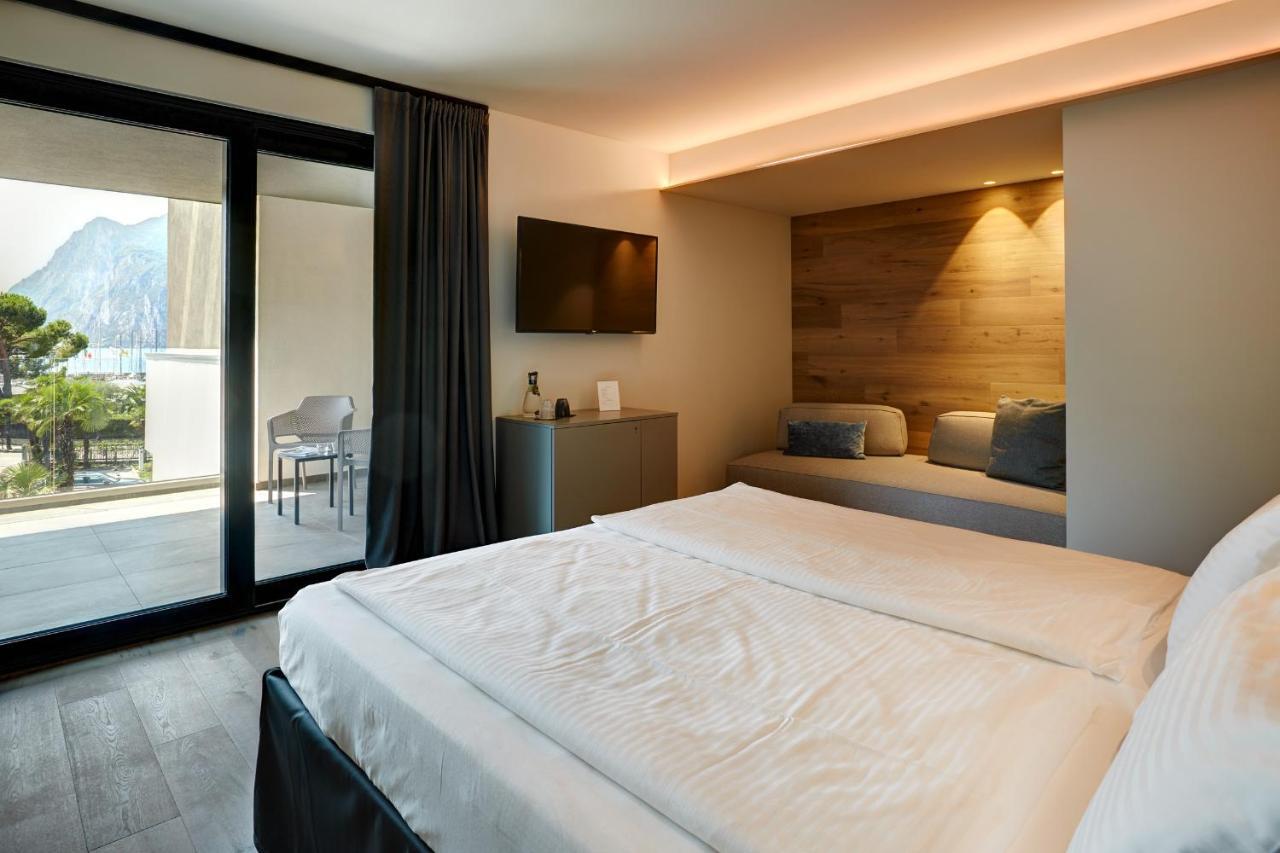 Hotel Villa Enrica Riva del Garda Bagian luar foto